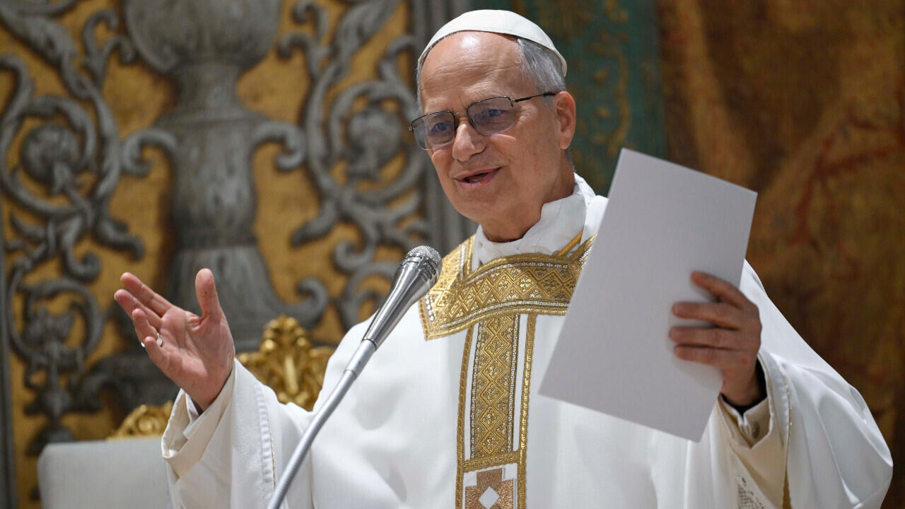 Lire la suite à propos de l’article LA PREMIERE CONFERENCE DE PRESSE DU PAPE LEON XIV