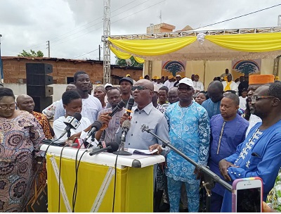 You are currently viewing Dr Raoul Gléssougbé sur son départ du parti Les Démocrates pour l’UP-R : « Il est temps de revenir à la maison après tant d’années d’errance politique… »
