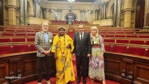 Lire la suite à propos de l’article En séjour officiel en Espagne : Sa Majesté Agonlinhossou Yêto Kandji reçue au Parlement de Catalogne