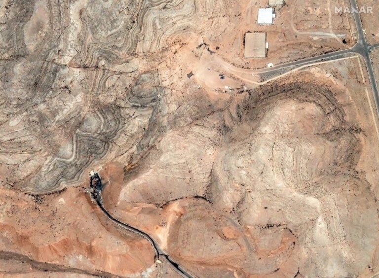 Frappes américaines: Des communications interceptées iraniennes minimisent les dégâts causés par l’attaque américaine, selon le Washington Post