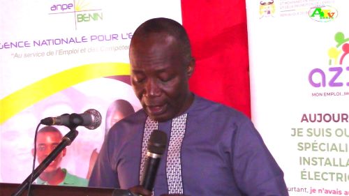 You are currently viewing Insertion locale:  L’AnpE et Allada unissent leurs forces pour freiner l’exode des jeunes