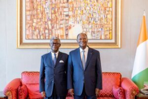 Lire la suite à propos de l’article A la tête d’une mission pré-électorale de la CEDEAO en Côte d’Ivoire: Théodore Holo échange avec le président Ouattara