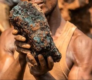 Lire la suite à propos de l’article  Minerais contre sécurité : L’accord RD Congo–Rwanda négocié par Washington inquiète les experts