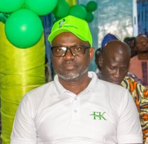 Lire la suite à propos de l’article Batailles électorales de 2026: Samou Seidou Adambi revient en force sur le terrain et déchaine les foules