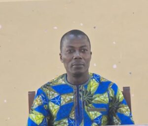 Lire la suite à propos de l’article Porto-Novo, Sèmè-Podji, Adjarra et autres: Des échanges concrets entre Willfried Houngédji et les populations locales