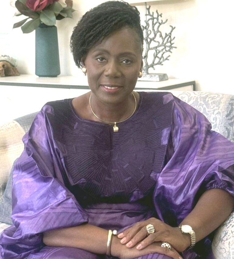 Huguette AKPLOGAN-DOSSA, présidente de AWLN Bénin à propos de la gestion des tâches et des finances dans le foyer : Une approche équilibrée 