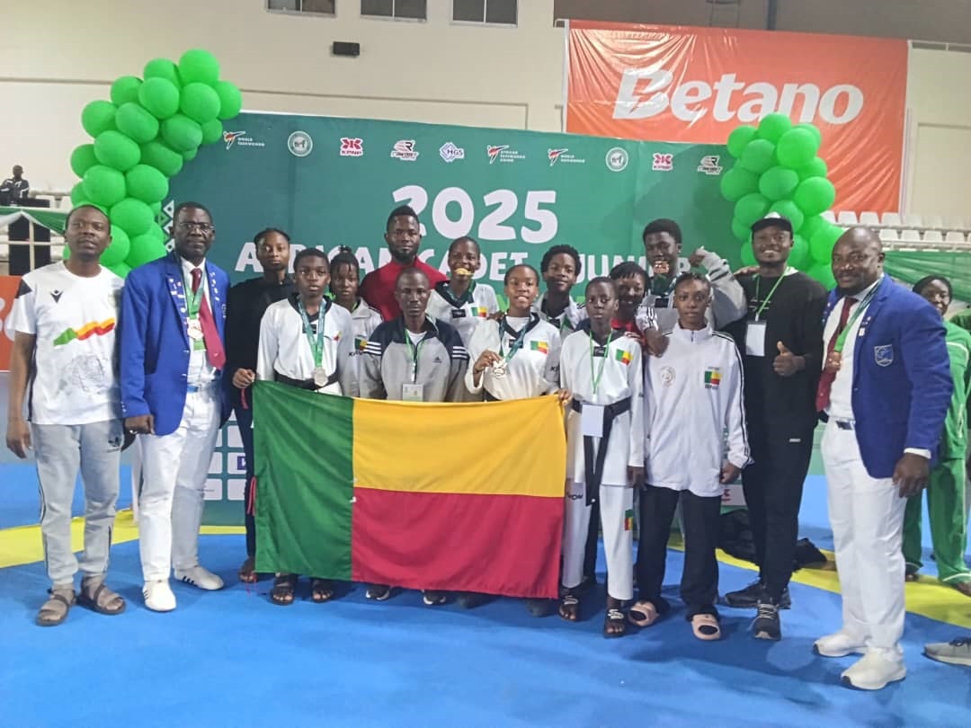 Lire la suite à propos de l’article Championnat d’Afrique cadets et juniors de Taekwondo et l’open Naija 2025 : Cinq médailles pour les taekwondoïnes béninois au Nigéria