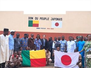 Lire la suite à propos de l’article Secteur éducatif : Le Japon dote le Ceg 2 de Godomey de plusieurs salles de classes et autres