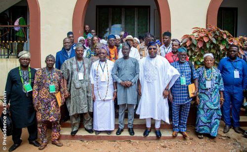 You are currently viewing Porto-Novo : Un centre d’interprétation d’Ifá  bientôt créé