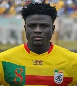 Lire la suite à propos de l’article Deuil dans le football béninois : Voici  ce qui a tué Razack  Omotoyossi 