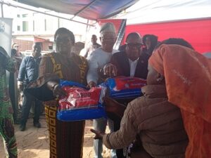 Lire la suite à propos de l’article Lutte contre le paludisme à Cotonou : FABRIMETAL BENIN offre 2000 moustiquaires aux enfants de 0 à 5 ans