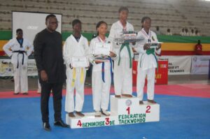 Lire la suite à propos de l’article Championnat national de taekwondo: Les meilleurs de la saison 2025 distingués