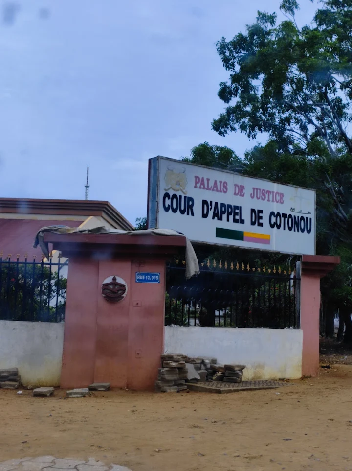 Politique / justice : Le Tribunal ordonne à Yayi Boni de restituer la fiche de parrainage du député Sodjinou