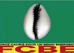 Lire la suite à propos de l’article Borgou, l’Alibori, le Mono et le Plateau : FCBE désigne 330 nouveaux CV et CQ  
