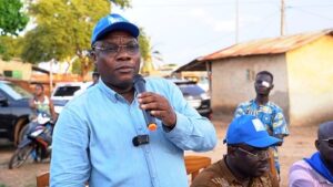 Lire la suite à propos de l’article Réaction de Ayadji sur la polémique entourant son parti : « MOELE-BÉNIN prendra part aux élections communales et législatives de janvier 2026 »