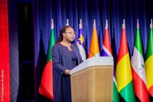 Lire la suite à propos de l’article Aurélie Zoumarou au Sommet Régional sur la Transformation Numérique : « Le numérique n’est plus un choix. C’est une obligation économique, sociale et stratégique »