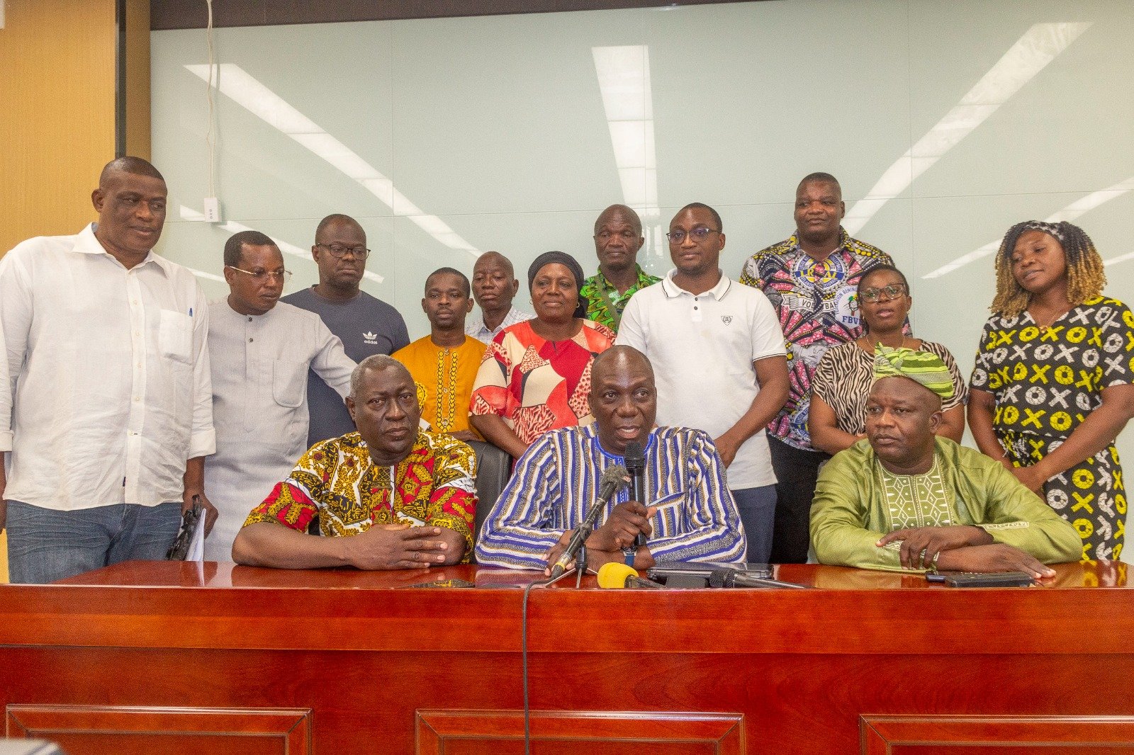 Lire la suite à propos de l’article Volleyball/AG élective de la FBVB : Les rapports validés, Ali Yaro reconduit