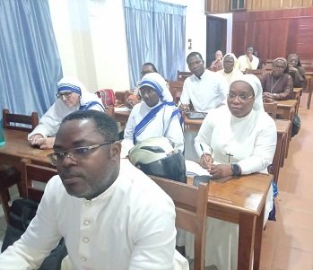 Jubilé des Noces de Perles du Tribunal Ecclésiastique de Cotonou : La conférence inaugurale lancée autour du canon 750