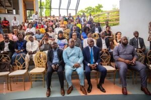 Lire la suite à propos de l’article 2ᵉ édition du Salon « Mise sur moi » : La CCI Bénin promeut les PME à fort potentiel