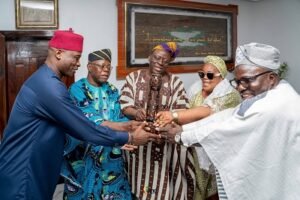 Lire la suite à propos de l’article Actions pour le développement et la démocratie : Tout le Plateau salue l’engagement de Louis  Vlavonou