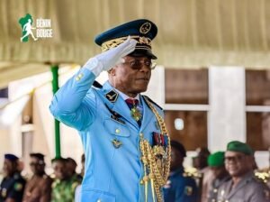 Lire la suite à propos de l’article Forces armées béninoises : Bertin Bada,  premier Général cinq étoiles de l’histoire