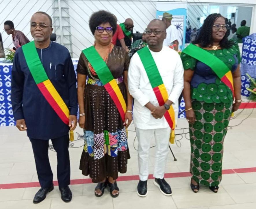 Lire la suite à propos de l’article Installation du conseil municipal: Luc Gnacadja, un urbaniste de longue carrière à la tête de Cotonou