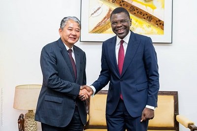 You are currently viewing Diplomatie parlementaire : Djogbénou échange avec l’ambassadeur du Japon