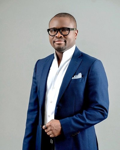 You are currently viewing Présidentielle 2026 : L’historique déferlement autour du candidat Wadagni