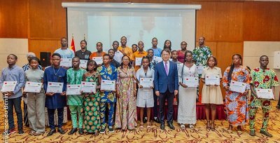 You are currently viewing 7ᵉ édition du Prix d’excellence de la « Ceinture et la Route de la Soie » : La Chine célèbre des étudiants béninois