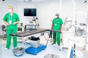 Lire la suite à propos de l’article Renforcement de l’offre de soins au Bénin : Le CHIC opérationnalise la radiothérapie et la chirurgie cœlioscopique