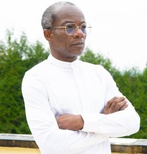 Lire la suite à propos de l’article Suite à son élection : Les prières et conseils de Djènontin pour Wadagni