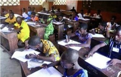 Lire la suite à propos de l’article Enseignement primaire : Des candidats de Calavi affrontent le Cep blanc avec sérénité  