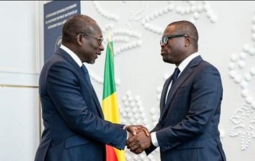 You are currently viewing Dernier conseil des ministres du gouvernement Talon : Une page de l&rsquo;histoire du Bénin se tourne à la Marina