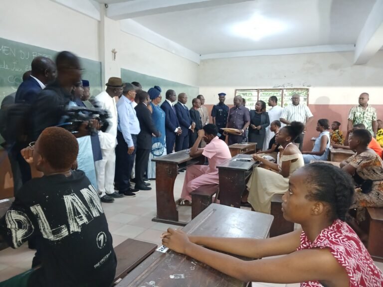 BEPC 2026 : Le ministre Kouchadé donne le top départ au collège catholique Saint Jean-Baptiste