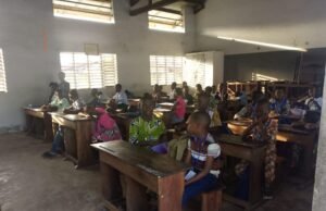 Lire la suite à propos de l’article CEP 2026 à Menontin Nord : Un démarrage serein sous le regard attentif des parents