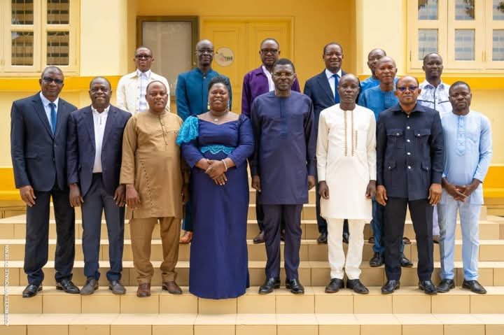 Lire la suite à propos de l’article Assemblée nationale : Le Président Djogbénou reçoit le bureau du RéJAP
