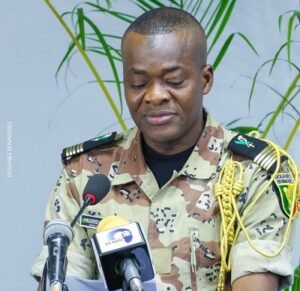 Lire la suite à propos de l’article Douanes béninoises : Voici le parcours du nouveau DG Raouf Malèhossou