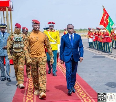 You are currently viewing Diplomatie : Le président Wadagni a rallié Ouagadougou