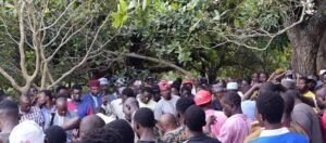 Lire la suite à propos de l’article Dernier hommage : Assan Seibou accompagne son chauffeur à sa dernière demeure