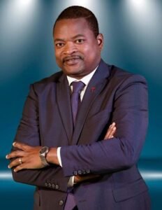Lire la suite à propos de l’article Entretien avec Jeune Afrique : Koutché appelle le président Wadagni à décrisper le climat politique