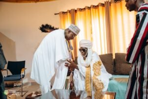 Lire la suite à propos de l’article Gaani 2026: Abdoulaye Bio Tchané reçoit les bénédictions de l’Empereur