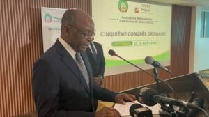 Lire la suite à propos de l’article 5e Congrès ordinaire de l’ANCB : Janvier Yahouédéou appelle à une nouvelle étape de la décentralisation