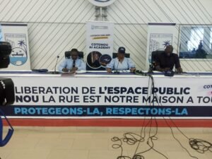 Lire la suite à propos de l’article Garages, épaves et véhicules abandonnés : La mairie de Cotonou engage l’opération de libération de l’espace public dès ce lundi 21 septembre