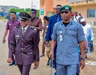 You are currently viewing Frontière Sèmè-Kraké : Le Bénin et le Nigeria accélèrent la digitalisation des opérations douanières