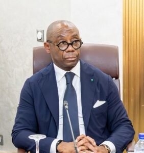 Lire la suite à propos de l’article Souveraineté énergétique au Bénin :  La BOAD injecte 17,5 milliards FCFA dans la société Yatt & Co
