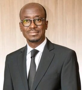 Lire la suite à propos de l’article Nomination comme ambassadeur du Bénin en France : « Cette marque de confiance m’oblige », réagit Babalola Abimbola