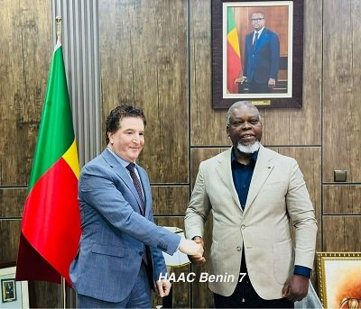 Lire la suite à propos de l’article Audience à la HAAC : Édouard Loko échange avec l’ambassadeur d’Algérie près le Bénin