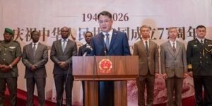 Lire la suite à propos de l’article 77e anniversaire de la République populaire de Chine : L’Ambassadeur ZHANG Wei dévoile les quatre Initiatives mondiales du président XI Jinping