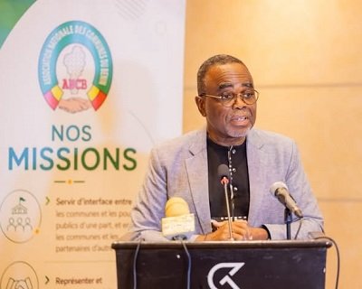 Lire la suite à propos de l’article Mandature 2026-2033 de l’ANCB : Le Président Luc Gnacadja engage le Bureau national sur trois priorités