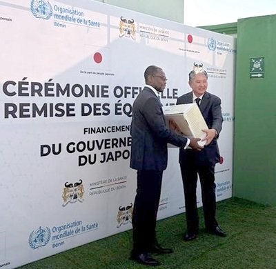 Urgences sanitaires : Le Japon offre près de 380 millions FCFA d’équipements médicaux au Bénin